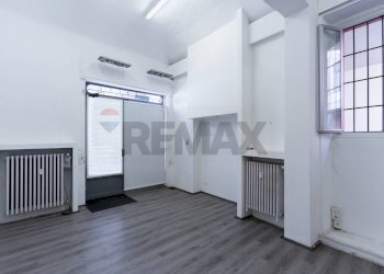 Stanza vuota - Negozio Via Gaudenzio Ferrari
 
1/D, Novara - foto 3