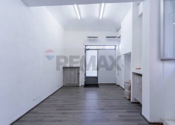 Stanza vuota - Negozio Via Gaudenzio Ferrari
 
1/D, Novara - foto 5