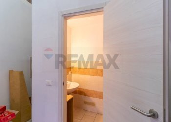 Bagno - Negozio Via Gaudenzio Ferrari
 
1/D, Novara - foto 10
