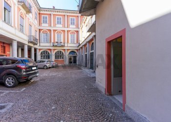 Edificio all\'aperto - Negozio Via Gaudenzio Ferrari
 
1/D, Novara - foto 13