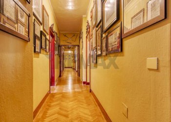 Hall / corridoio - Appartamento Corso Cavour
 
17, Novara - foto 35