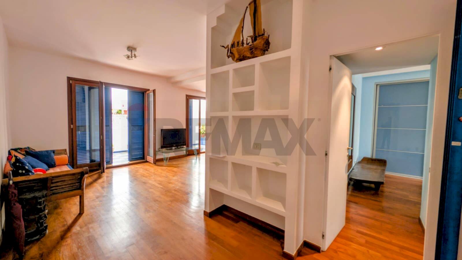 Soggiorno - Trilocale Via De Nicolò
 
36, Bari - foto 1