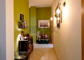 Hall / corridoio - Three-room apartment Via Madonna Del Pozzo
 
74, Capurso - photo 4