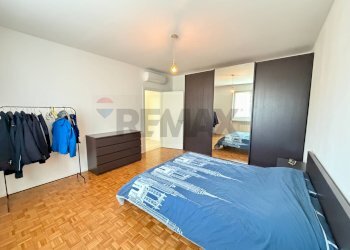 Camera / camera da letto - Trilocale via Fratelli de Grandi
 
10, Varese - foto 23