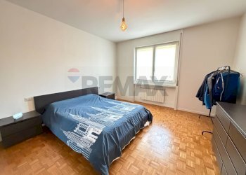 Camera / camera da letto - Trilocale via Fratelli de Grandi
 
10, Varese - foto 24