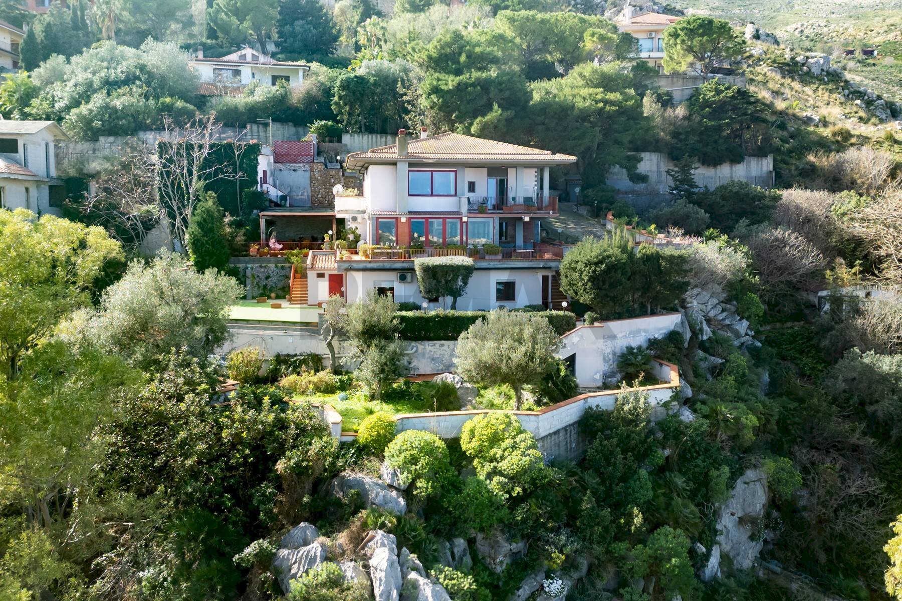 Casa all\'aperto - Villa Via Piero della Francesca
 
97, Palermo - foto 1