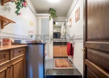 bagno Piano terra - Villa Via Piero della Francesca
 
97, Palermo - foto 7