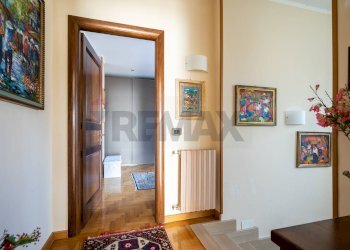 Hall / corridoio - Villa Via Piero della Francesca
 
97, Palermo - foto 20