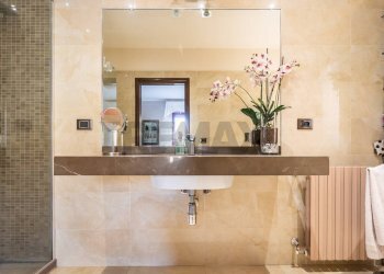 Bagno - Villa Via Piero della Francesca
 
97, Palermo - foto 31