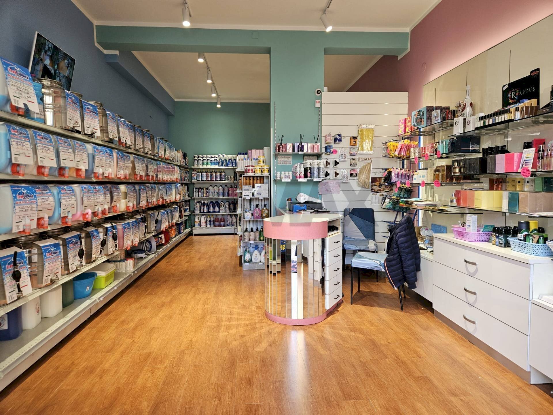 open-space - Commercial Premises Via Umberto Giordano
 
134, Palermo - photo 2