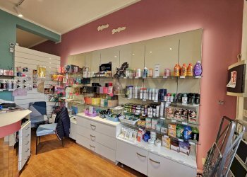 open-space - Commercial Premises Via Umberto Giordano
 
134, Palermo - photo 4