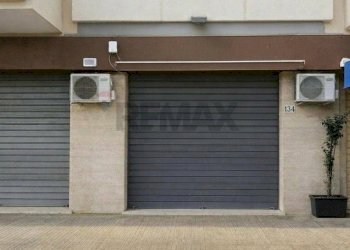 Edificio all\'aperto - Commercial Premises Via Umberto Giordano
 
134, Palermo - photo 6