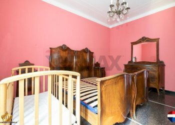 Camera / camera da letto - Appartamento Via Molassana
 
38A, Genova - foto 8