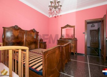 Camera / camera da letto - Appartamento Via Molassana
 
38A, Genova - foto 15