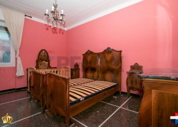 Camera / camera da letto - Appartamento Via Molassana
 
38A, Genova - foto 16