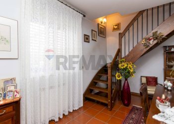 Scale - Villa a Schiera Via Santa Caterina
 
68, San Pietro Clarenza - foto 28