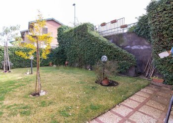 Giardino - Villa a Schiera Via Santa Caterina
 
68, San Pietro Clarenza - foto 54