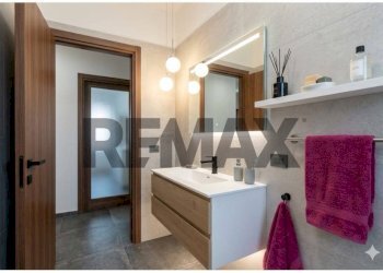 Bagno - Villa a Schiera Via Santa Caterina
 
68, San Pietro Clarenza - foto 96