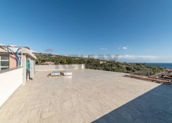 Terrazza - Appartamento via nazionale
 
71, Aci Castello - foto 2