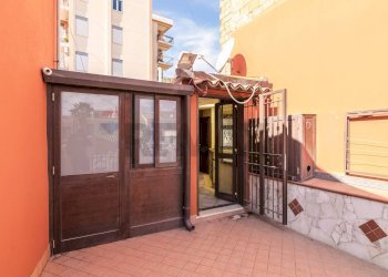 Terrazza - Casa indipendente Via Vittorio Emanuele III
 
105, Acireale - foto 18