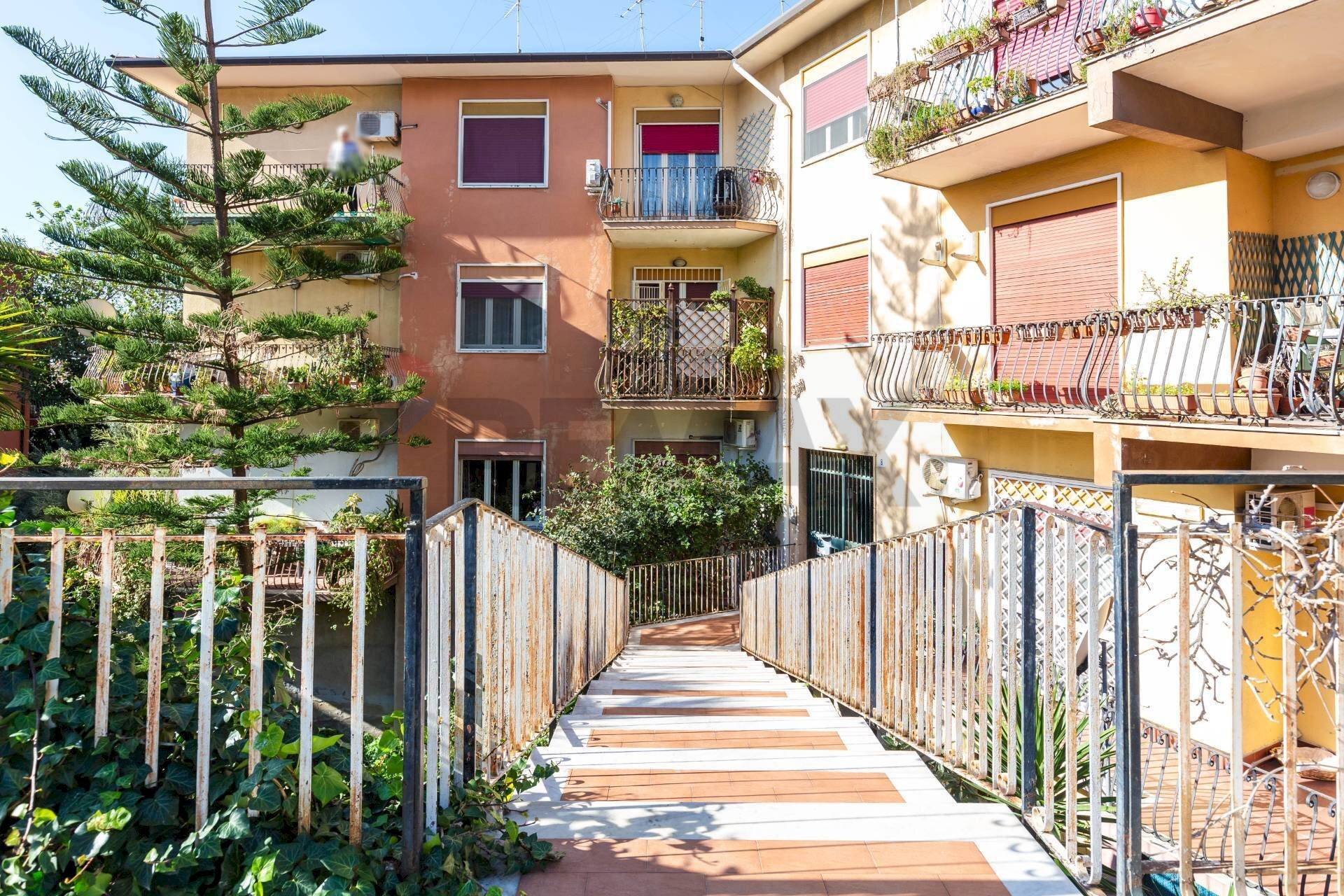 Edificio all\'aperto - Appartamento Via IV Novembre
 
9, Sant'Agata Li Battiati - foto 3