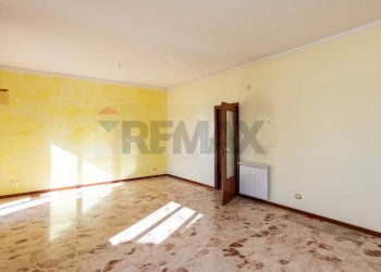 Stanza vuota - Appartamento Via IV Novembre
 
9, Sant'Agata Li Battiati - foto 13