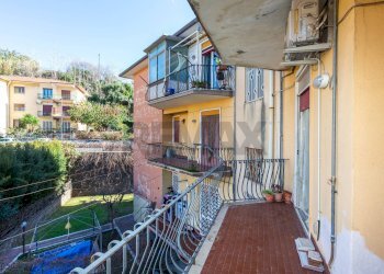 Balcone - Appartamento Via IV Novembre
 
9, Sant'Agata Li Battiati - foto 22