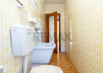 Bagno - Appartamento Via IV Novembre
 
9, Sant'Agata Li Battiati - foto 27