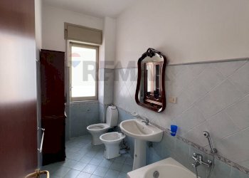Bagno - Appartamento Villaggio Sant'Agata Zona B
 
47, Catania - foto 17