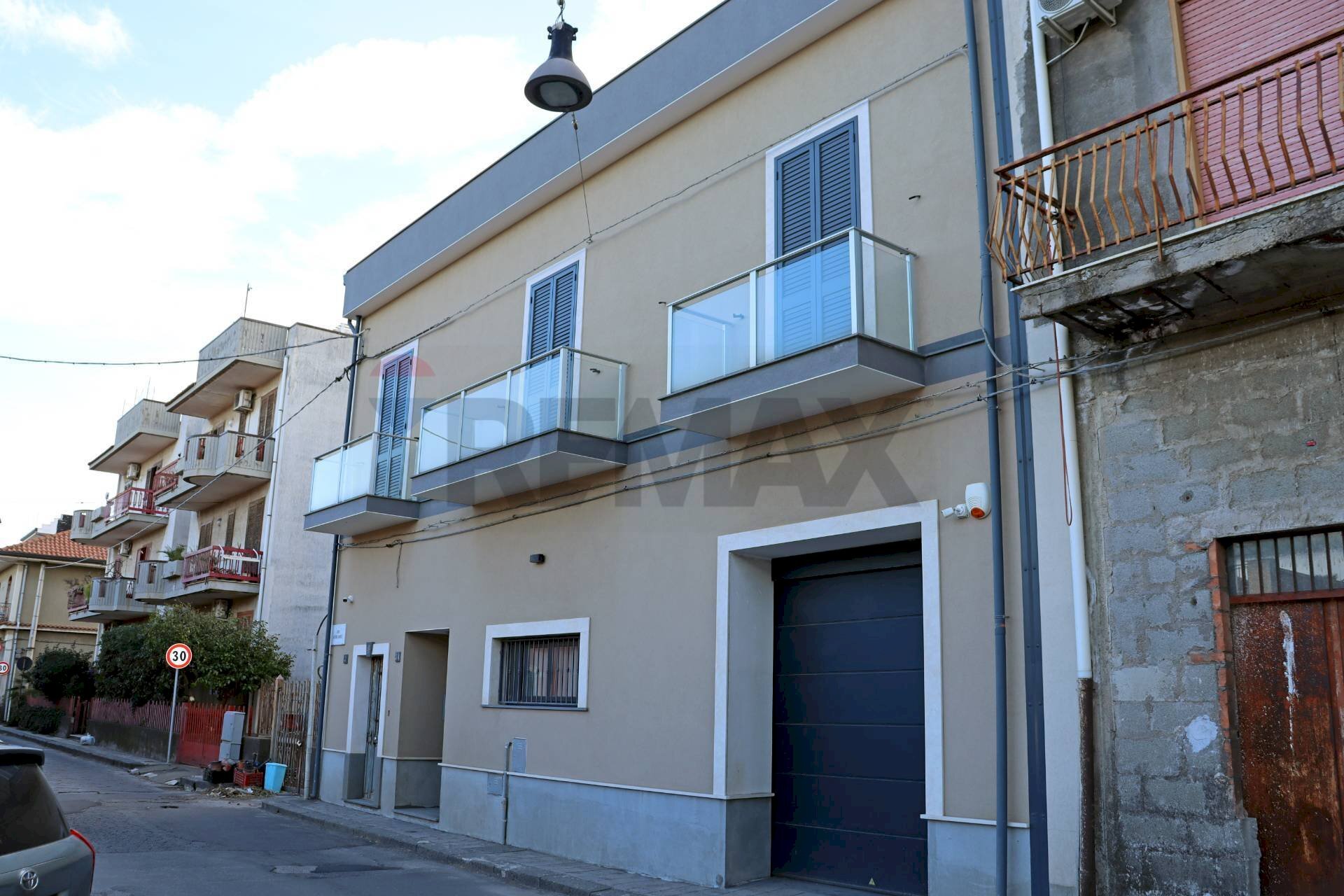 Edificio all\'aperto - Independent house Via Antonio Gramsci
3/A, Riposto - photo 3