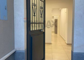 Hall / corridoio - Independent house Via Antonio Gramsci
 
3/A, Riposto - photo 4