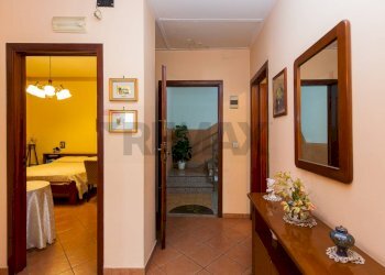 Hall / corridoio - Casa indipendente Via Nikolaj Lenin
 
112, Misterbianco - foto 10