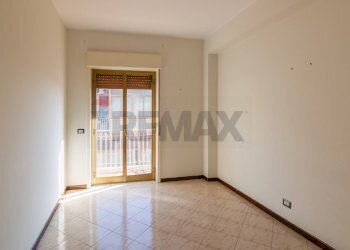 Stanza vuota - Quadrilocale Via Finocchiari
 
178, Aci Catena - foto 3