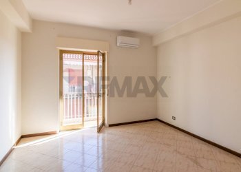 Stanza vuota - Quadrilocale Via Finocchiari
 
178, Aci Catena - foto 8