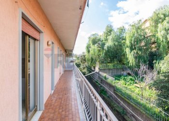 Balcone - Quadrilocale Via Finocchiari
 
178, Aci Catena - foto 17