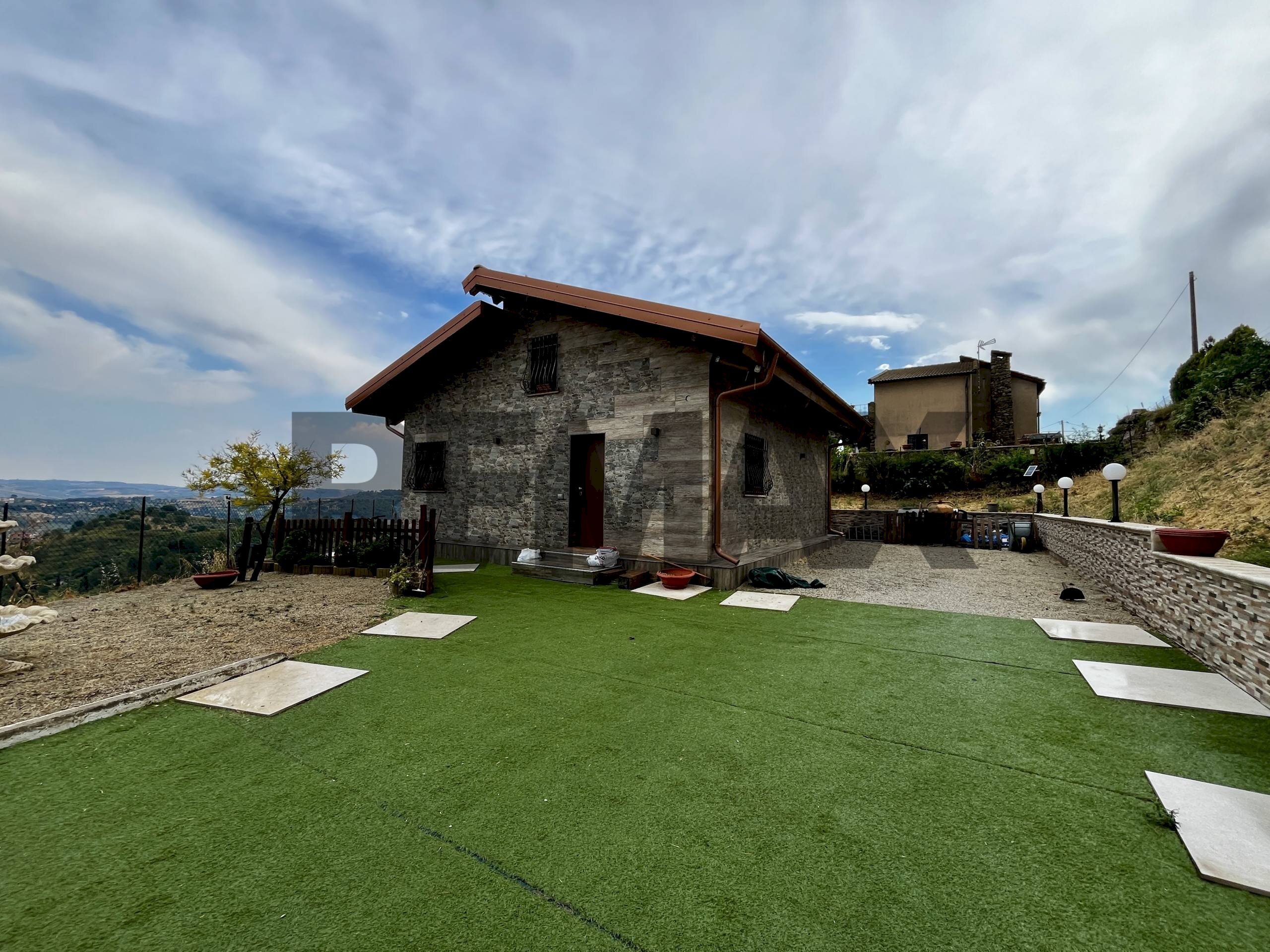 Casa all\'aperto - Villa Strada Comunale 90 Curcio Staglio
 
395, Enna - photo 1