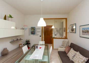 Sala da pranzo - Appartamento Via Cesare Vivante
 
31, Catania - foto 2