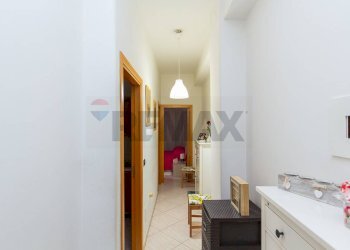 Hall / corridoio - Appartamento Via Cesare Vivante
 
31, Catania - foto 8