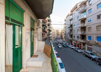 Balcone - Appartamento Via Cesare Vivante
 
31, Catania - foto 18