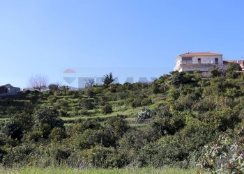 Vista delle montagne - Agricultural land Via Piedimonte
 
12, Mascali - photo 6