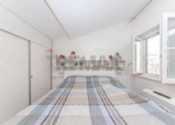 Camera / camera da letto - Villa a Schiera Via Geraci Siculo
 
13, Roma - foto 15