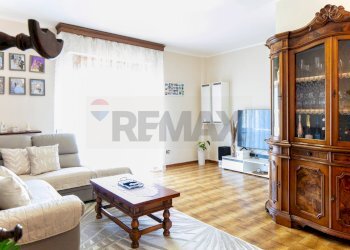 Soggiorno - Apartment PIAZZA SALVO D'ACQUISTO
 
6, Lamporecchio - photo 2