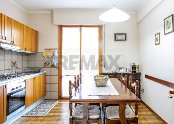 Cucina - Apartment PIAZZA SALVO D'ACQUISTO
 
6, Lamporecchio - photo 5