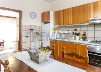 Cucina - Apartment PIAZZA SALVO D'ACQUISTO
 
6, Lamporecchio - photo 7