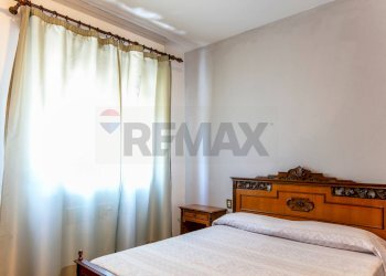 Camera / camera da letto - Apartment PIAZZA SALVO D'ACQUISTO
 
6, Lamporecchio - photo 19