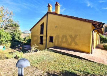 Casa all\'aperto - Semi-detached house Via Camporbiano
 
1, Gambassi Terme - photo 6