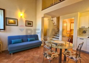 Sala da pranzo - Semi-detached house Via Camporbiano
 
1, Gambassi Terme - photo 20