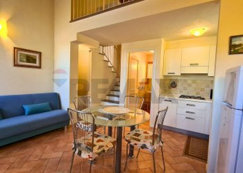 Sala da pranzo - Semi-detached house Via Camporbiano
 
1, Gambassi Terme - photo 21