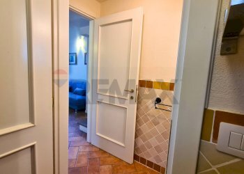 Hall / corridoio - Semi-detached house Via Camporbiano
 
1, Gambassi Terme - photo 23