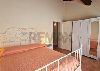 Camera / camera da letto - Semi-detached house Via Camporbiano
 
1, Gambassi Terme - photo 30